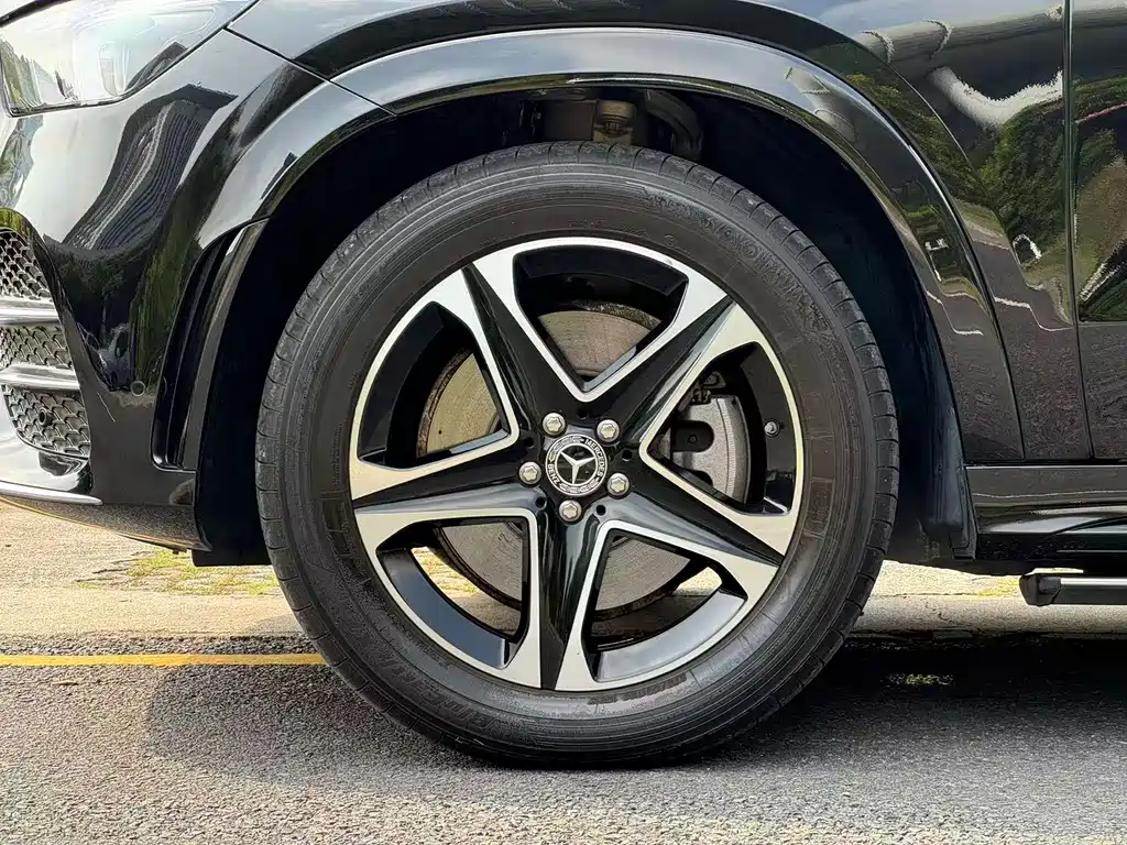 Mercedes-Benz GLE New Energy — миниатюра 15