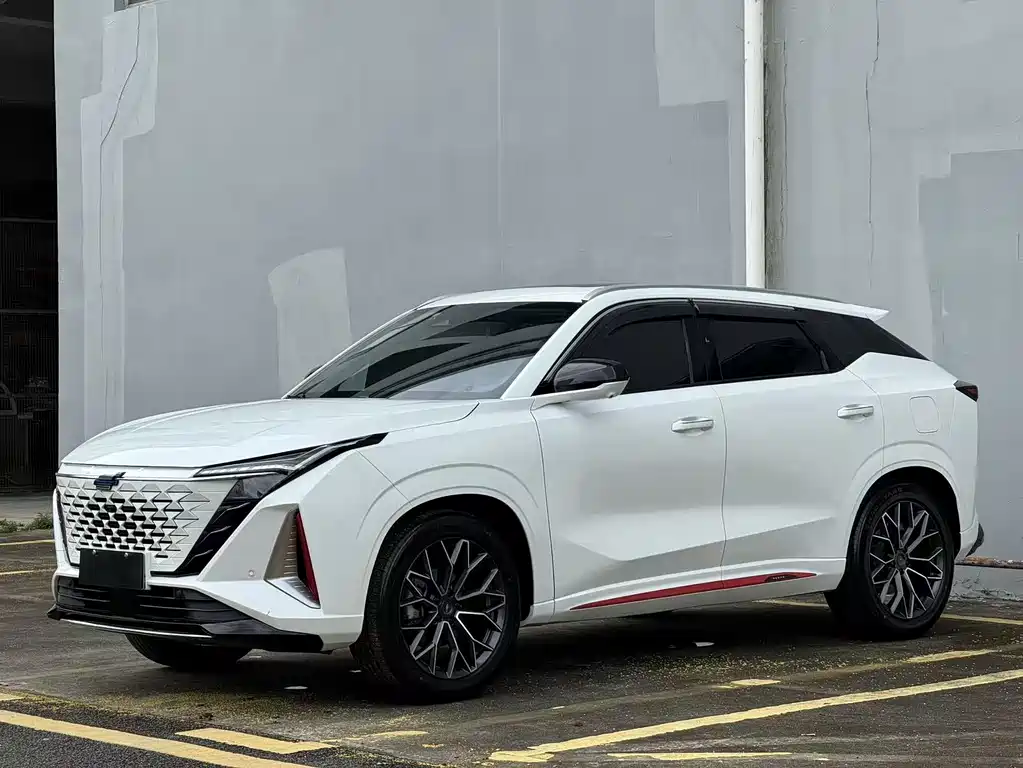2023 Changan Z6 - zdjęcie 1 z 30