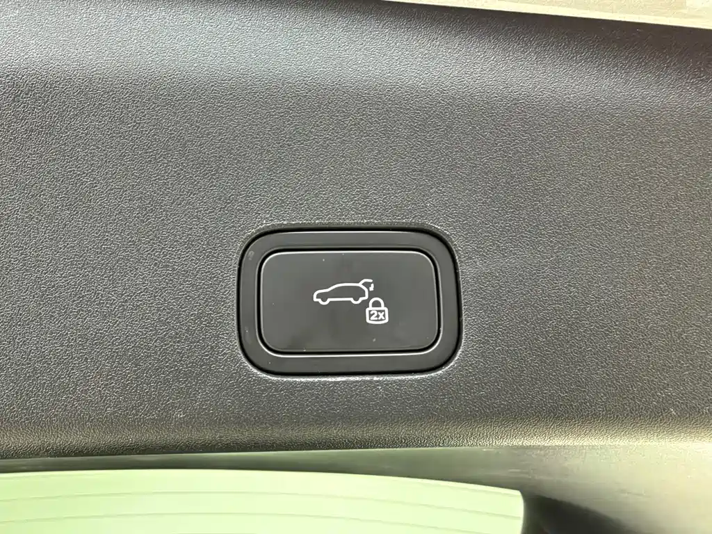 Li Auto Li i6 — миниатюра 18