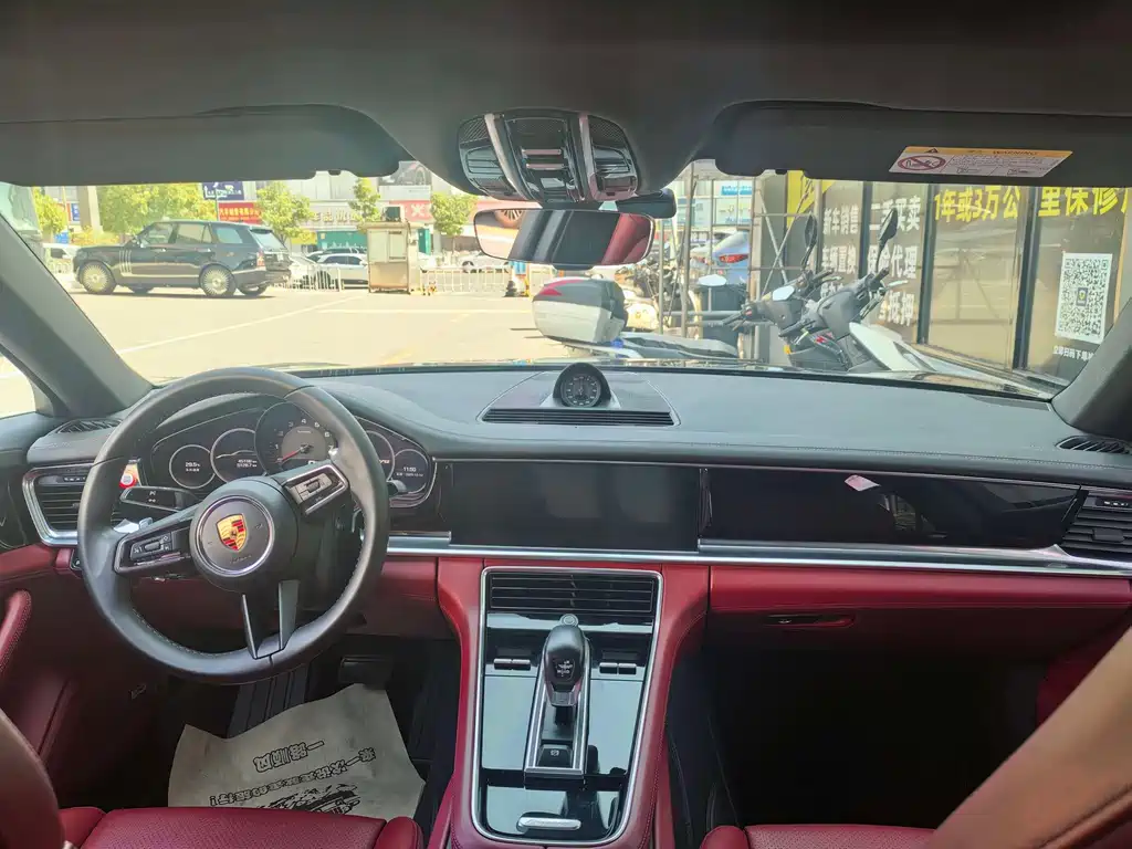 Porsche Panamera — миниатюра 5