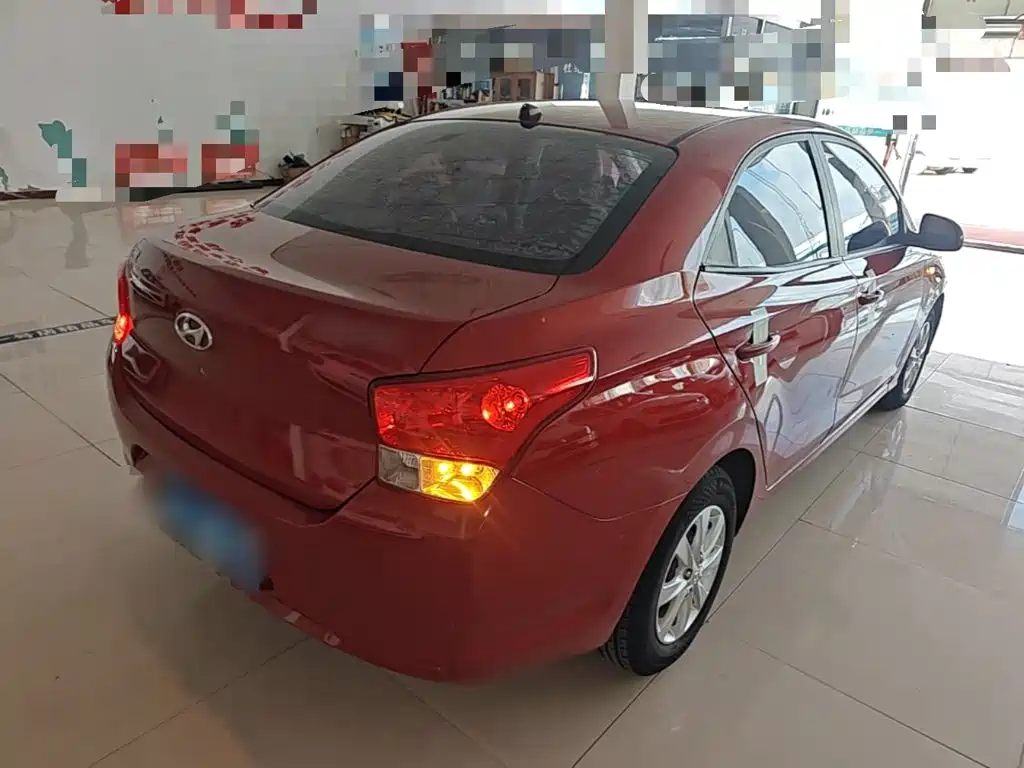 Hyundai Verna — миниатюра 7