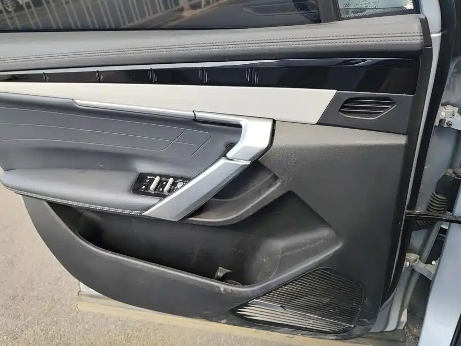 Geely Boyue L — миниатюра 7