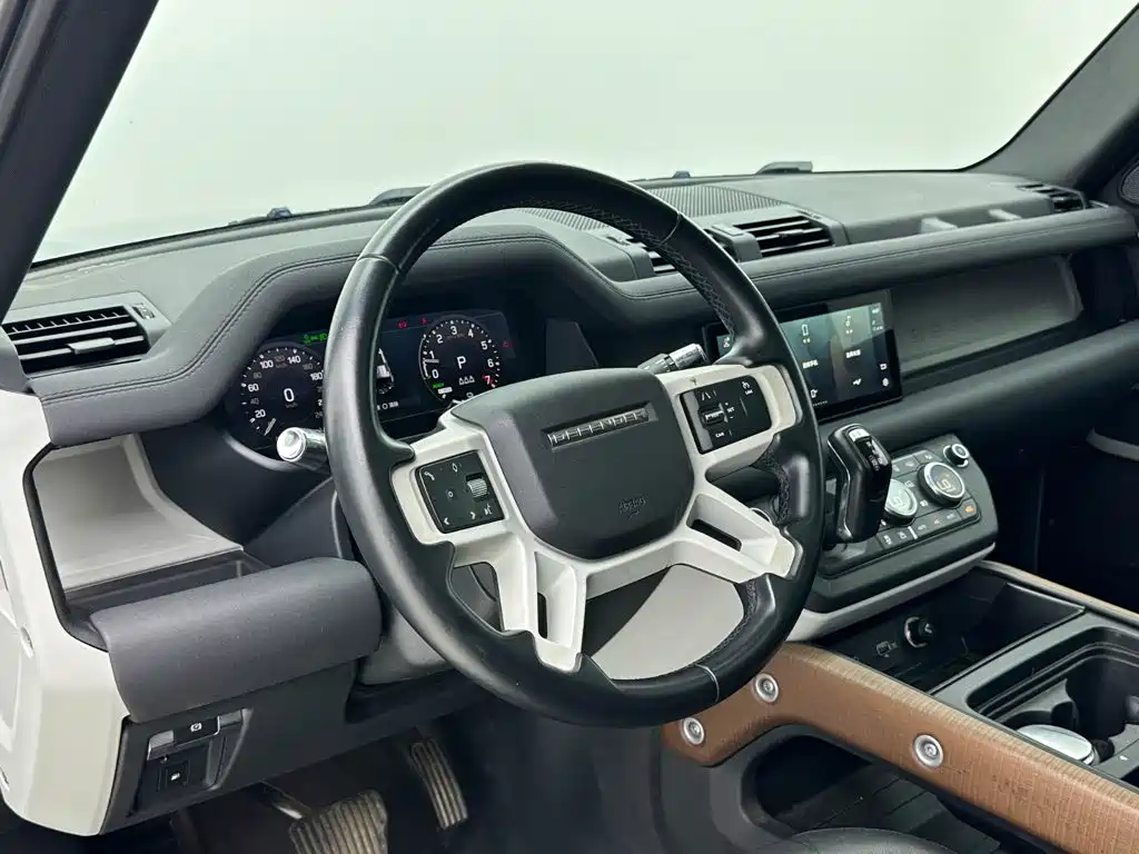 Land Rover Defender New Energy — миниатюра 11