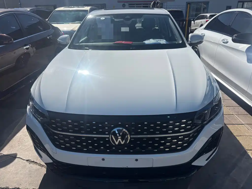 Volkswagen Lavida — миниатюра 2
