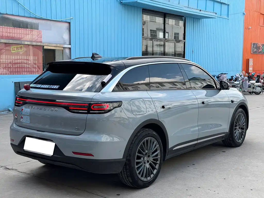 Leapmotor Leapmotor C11 — миниатюра 5