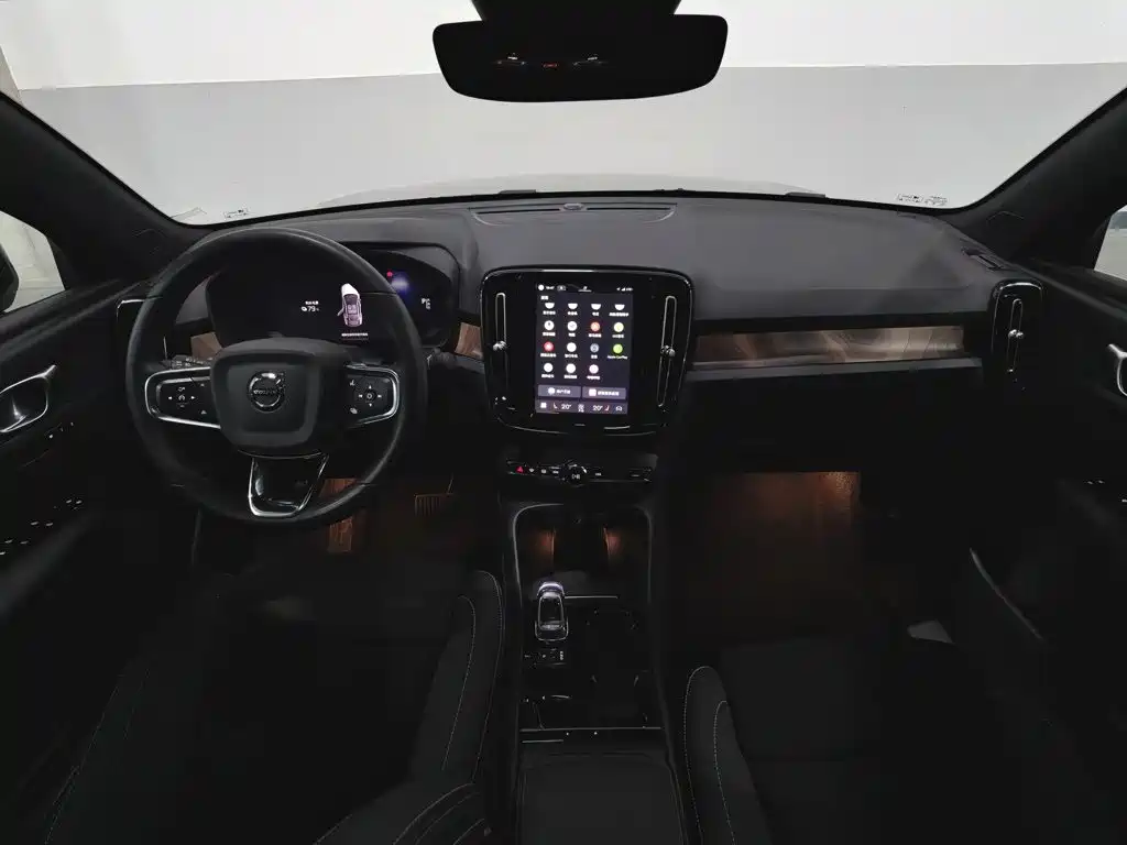 Volvo C40 — миниатюра 5