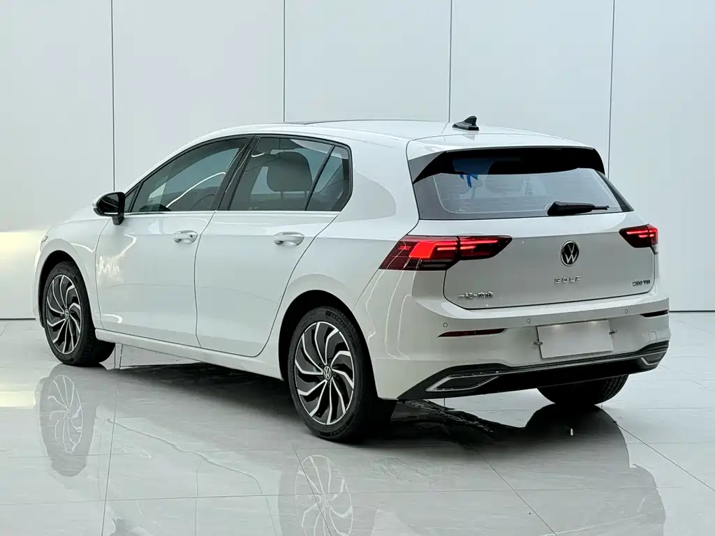 Volkswagen Golf — миниатюра 13