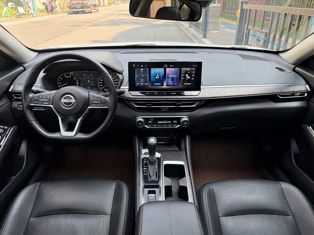 Nissan Teana — миниатюра 7