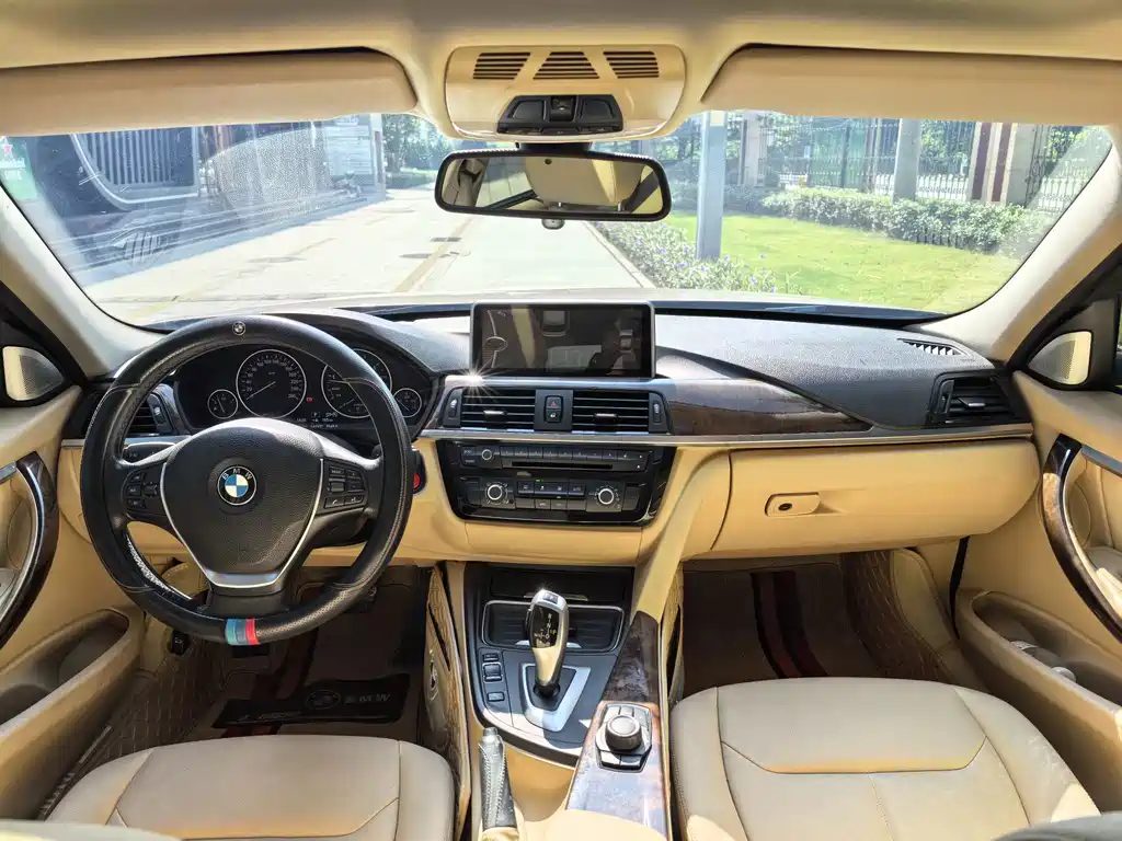 BMW 3 Series — миниатюра 10
