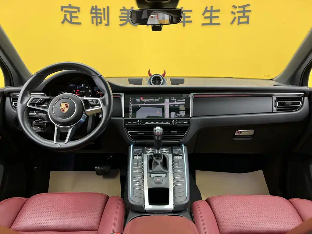 Porsche Macan — миниатюра 15