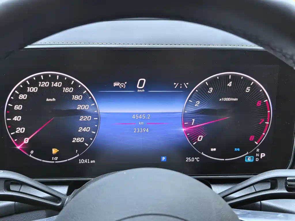 Mercedes-Benz GLC — миниатюра 13