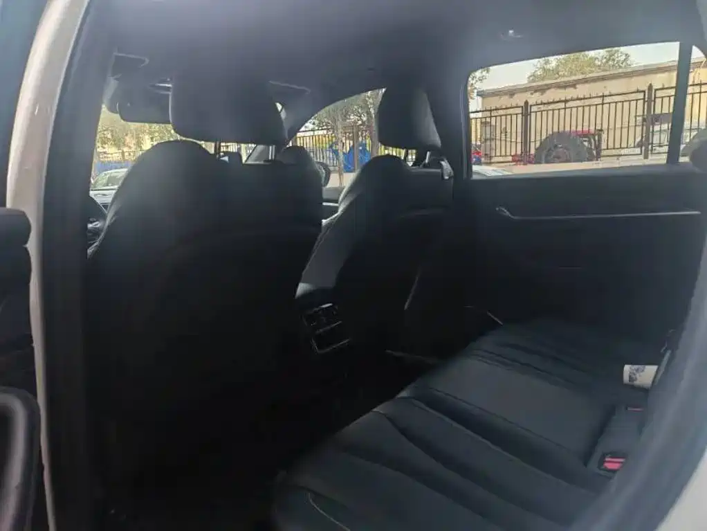 Geely Xingyue L — миниатюра 5