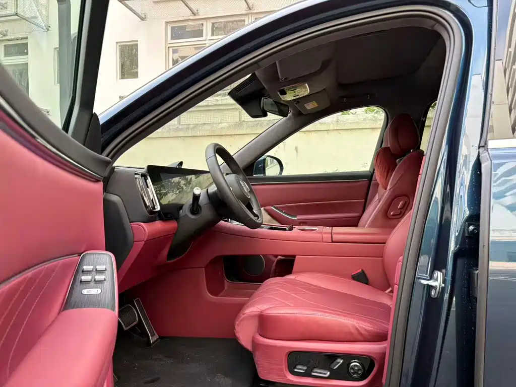 AITO AITO M8 — миниатюра 6