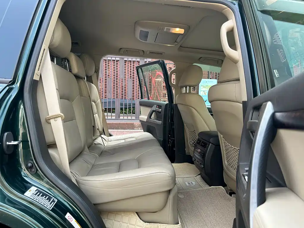 Toyota Land Cruiser — миниатюра 13