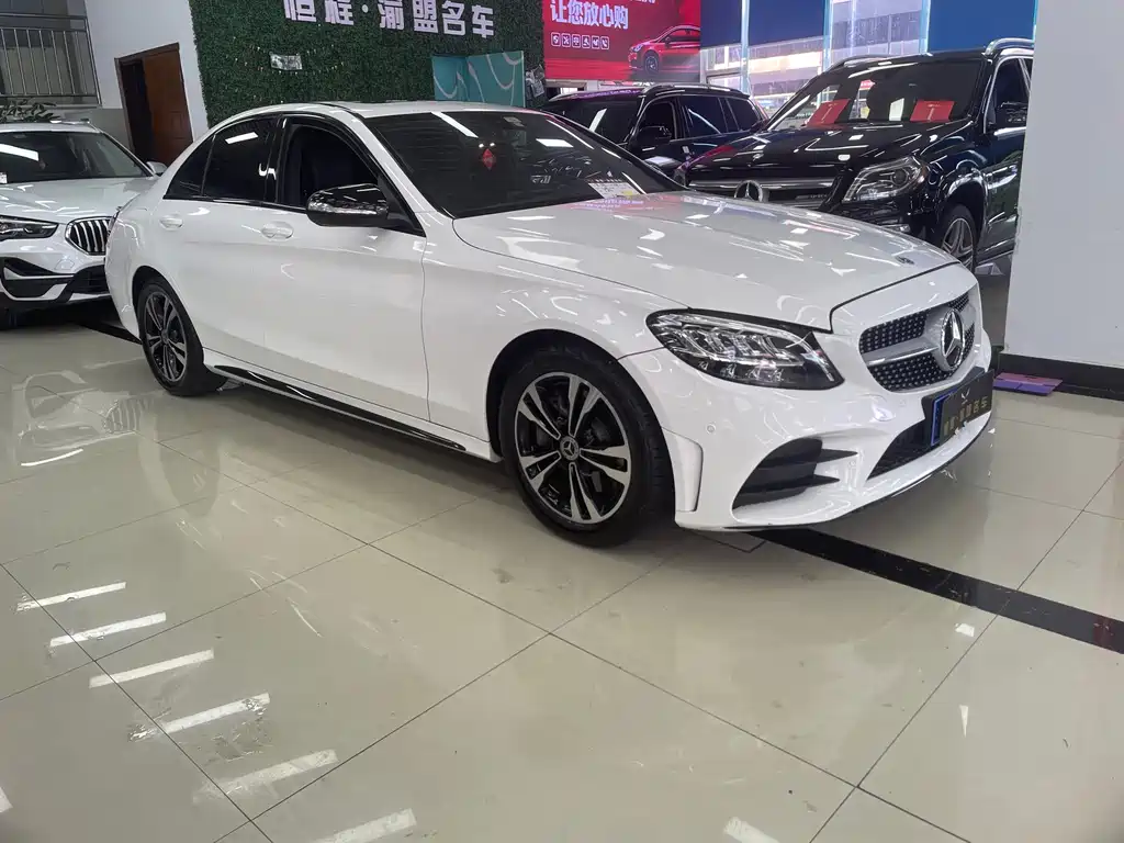 Mercedes-Benz C-Class — миниатюра 5