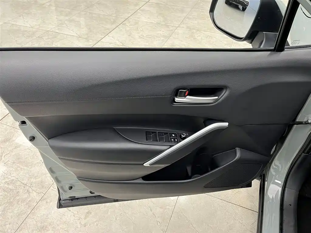 TOYOTA COROLLA SHARP AMPLIFIER