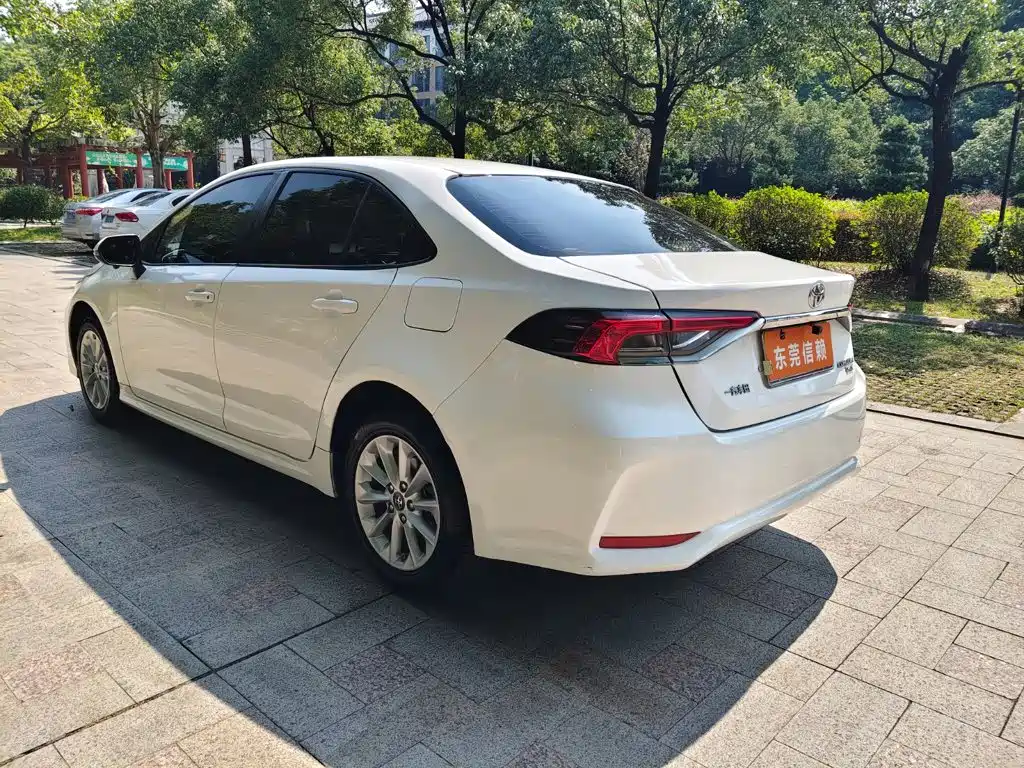 Toyota Corolla — миниатюра 6