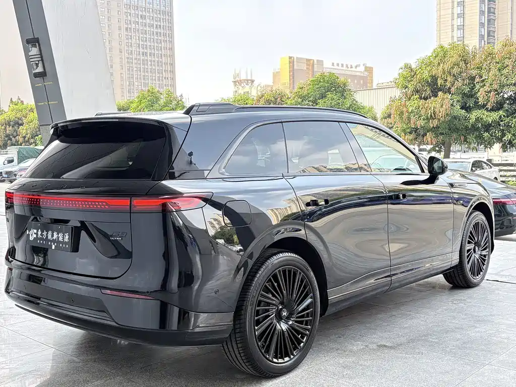 XPeng G9 — миниатюра 7
