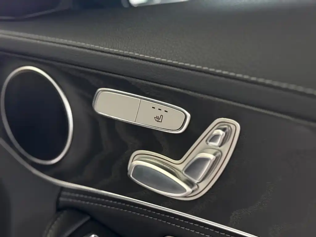 Mercedes-Benz C-Class — миниатюра 20