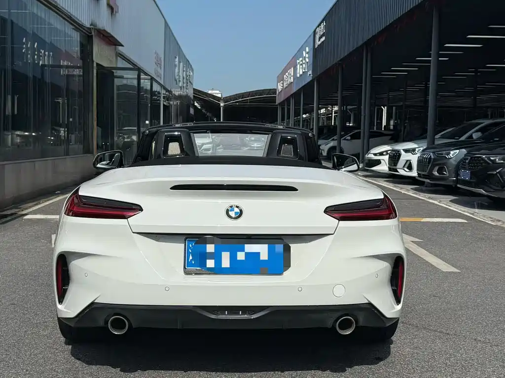 BMW Z4 — миниатюра 8