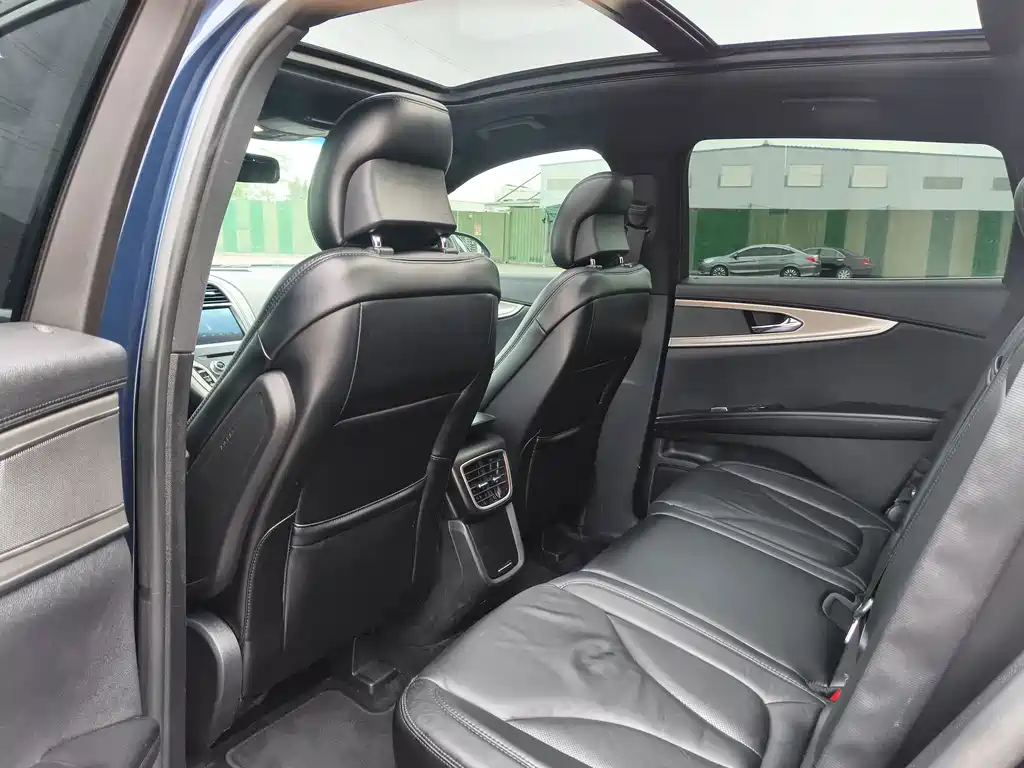 Lincoln MKX — миниатюра 10