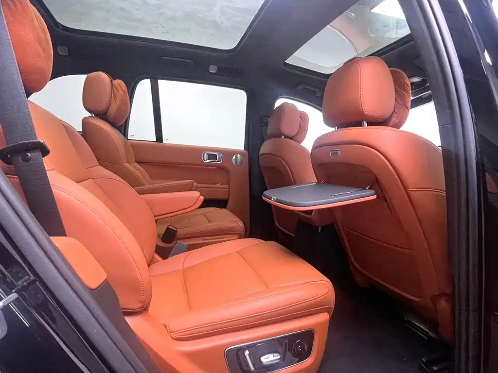 Li Auto Li L8 — миниатюра 4