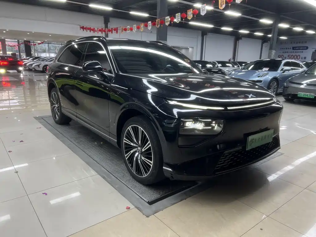 XPeng G9 — миниатюра 3