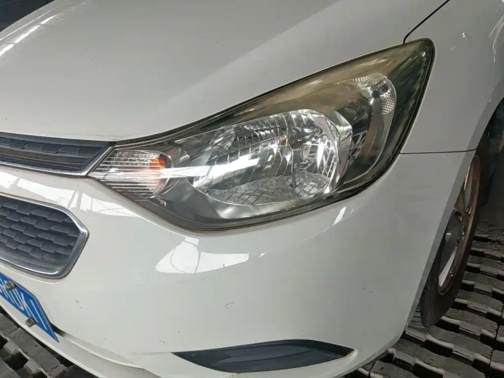 Chevrolet Sail — миниатюра 24