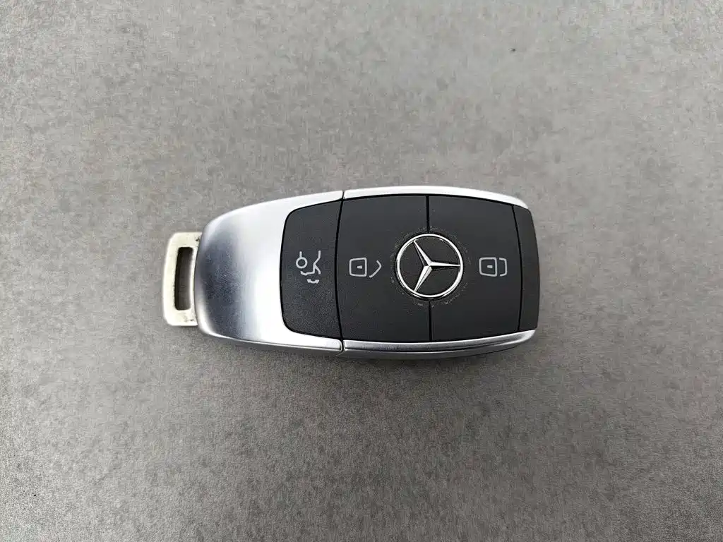 Mercedes-Benz GLC — миниатюра 19