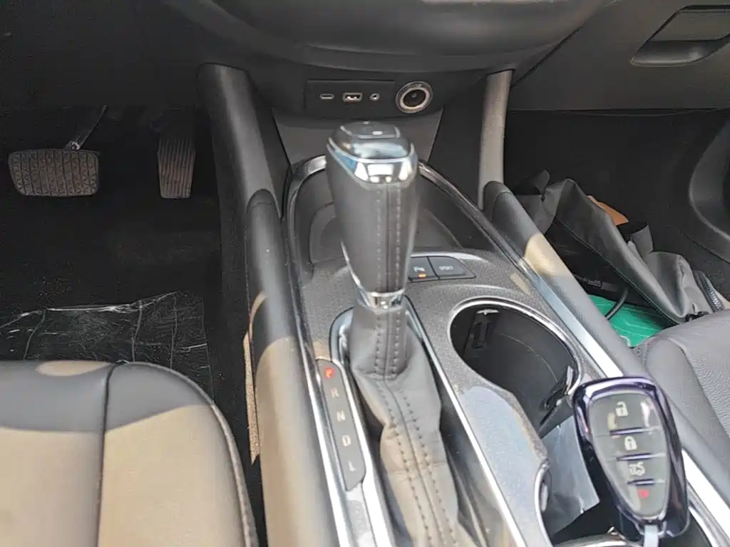 Chevrolet Malibu XL — миниатюра 14