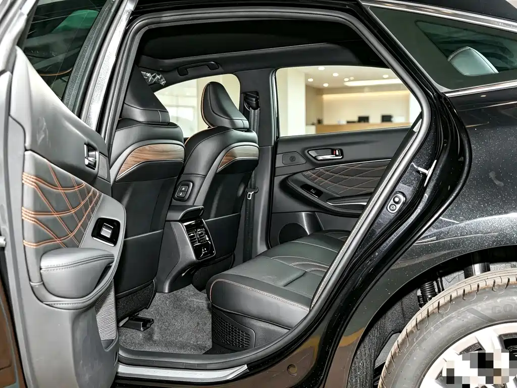 Toyota Avalon — миниатюра 6