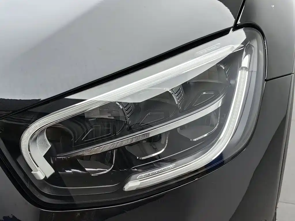 Mercedes-Benz GLC — миниатюра 7