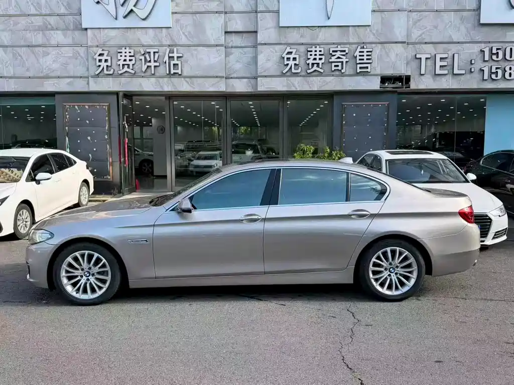 BMW 5 Series — миниатюра 3