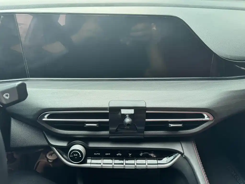 Changan Eado — миниатюра 17