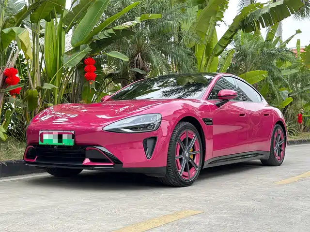 XIAOMI CAR XIAOMI SU7 2025