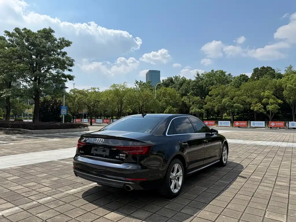 Audi A4L — миниатюра 9