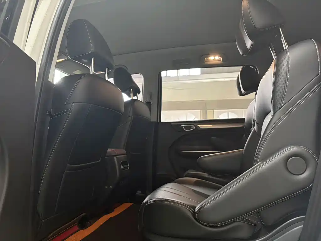 GAC Motor Trumpchi M6 — миниатюра 10