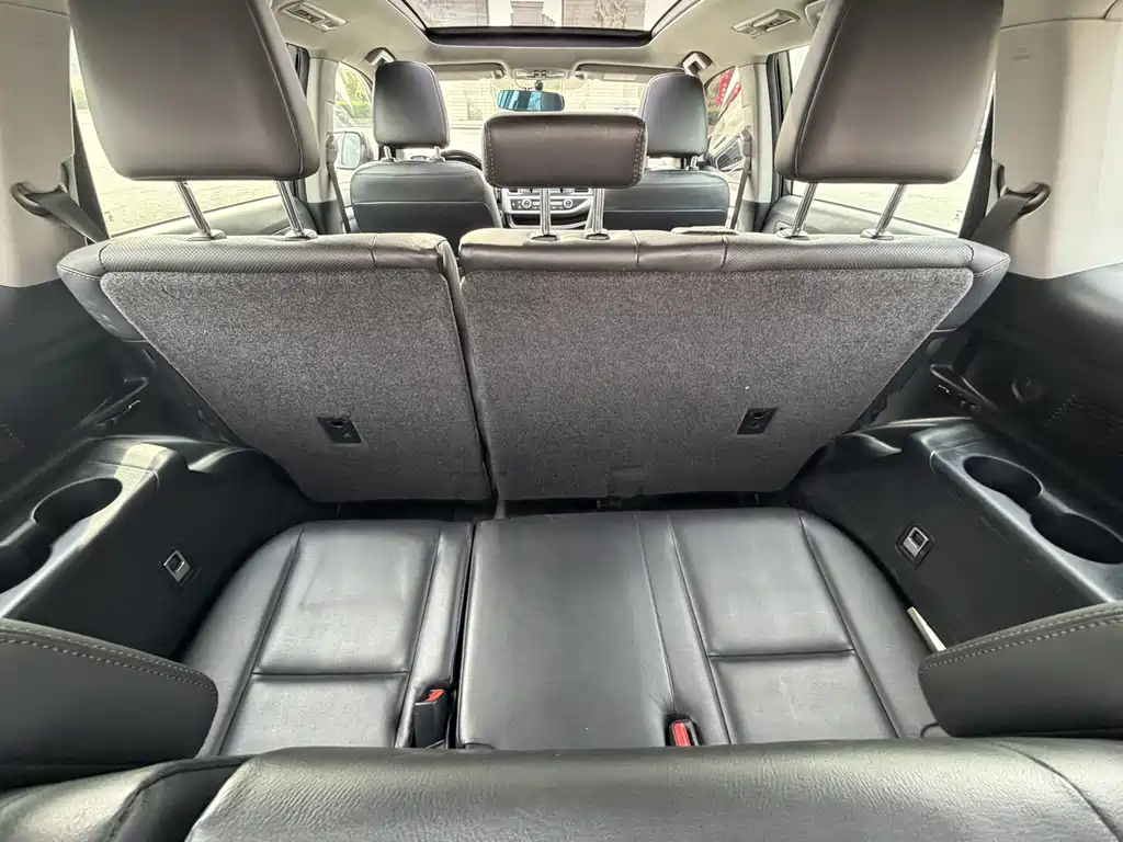 Toyota Highlander — миниатюра 18
