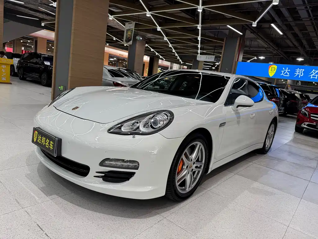 Porsche Panamera 2012