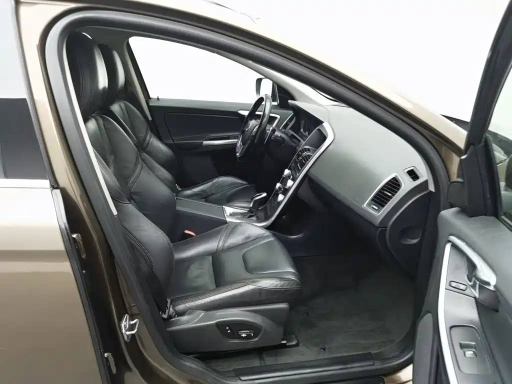 Volvo XC60 (Import) — миниатюра 23