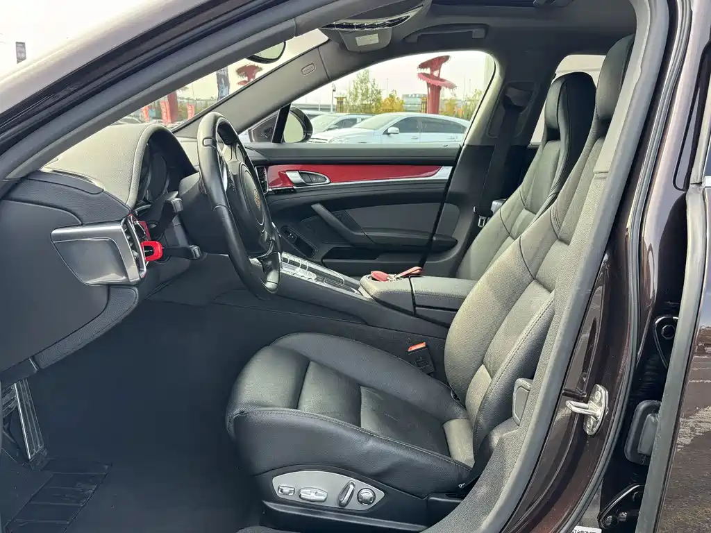Porsche Panamera — миниатюра 4