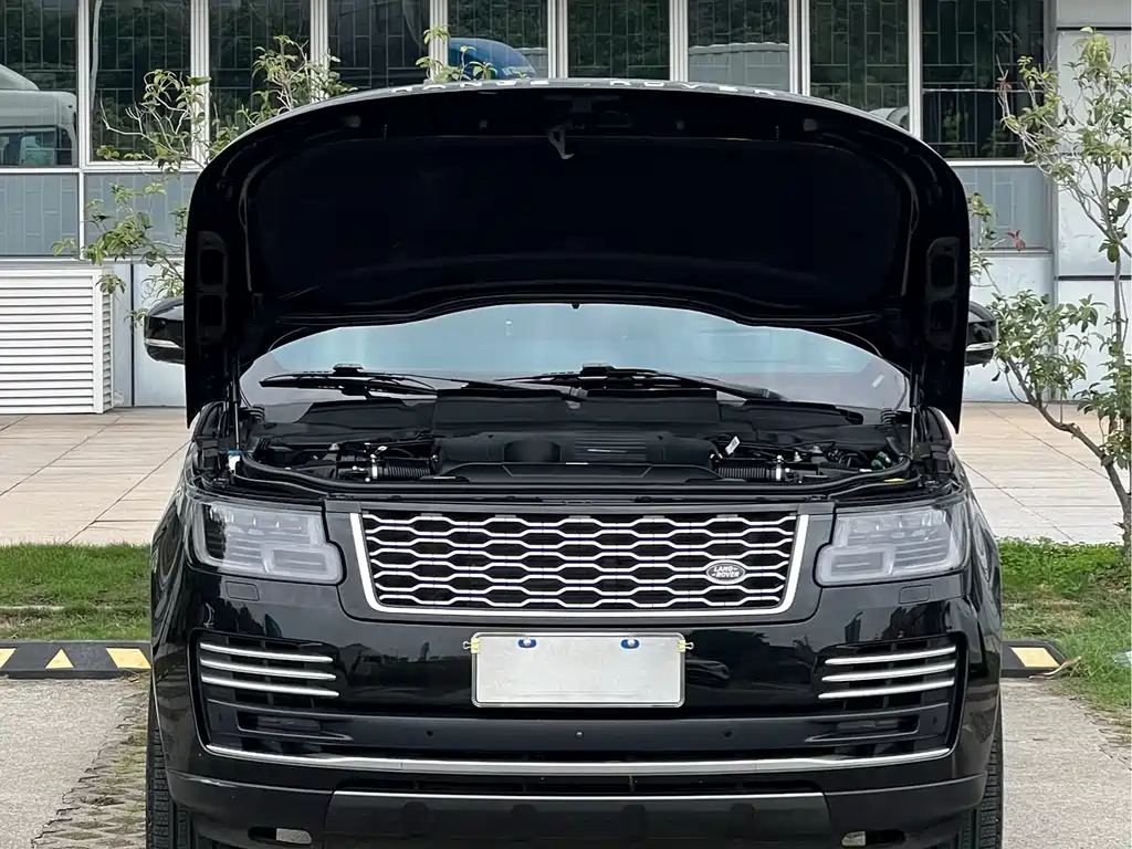 Land Rover Range Rover 2022 3.0 L6 400PS Long Wheelbase