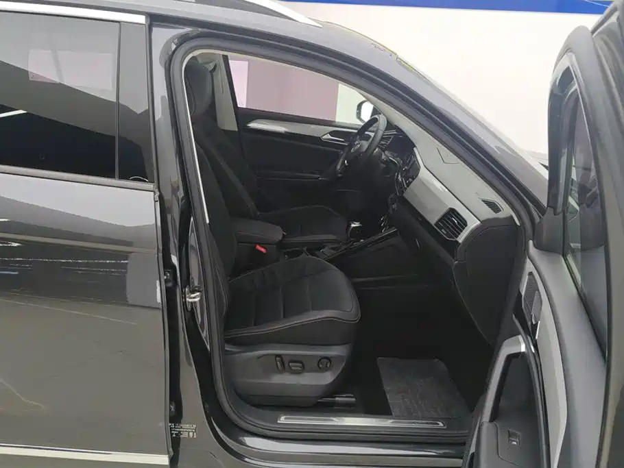Volkswagen Tayron 2019 280TSI Luxury VI