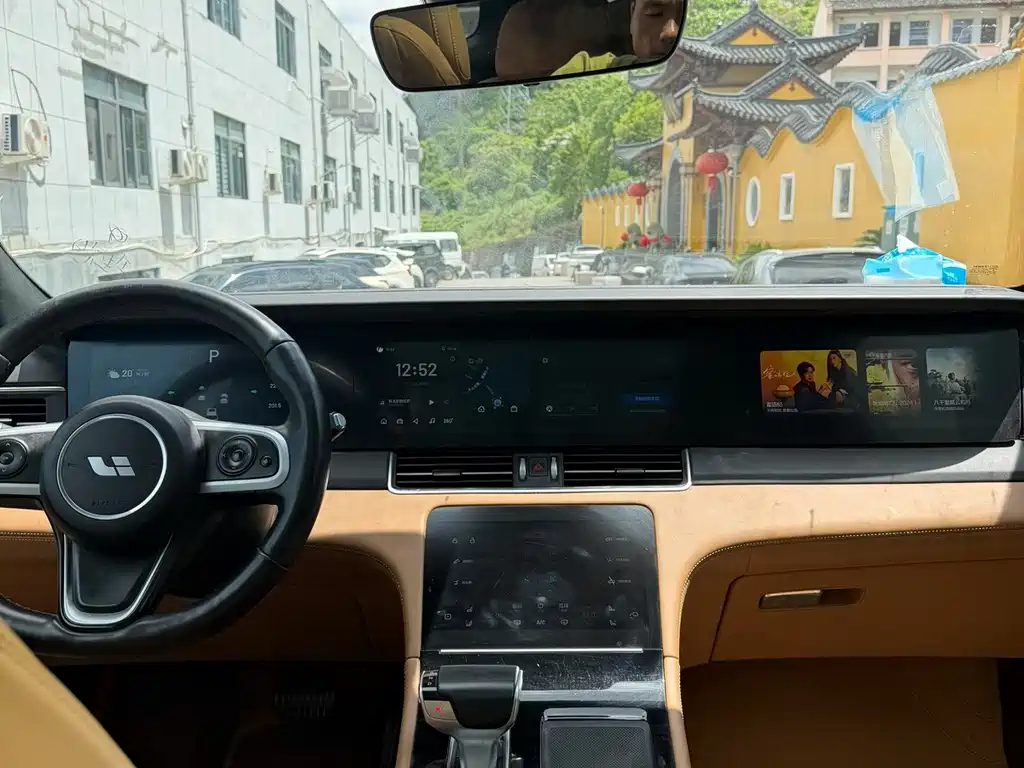 Li Auto ONE 2020 6 мест