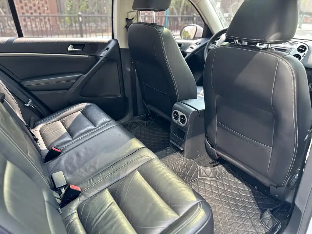 Volkswagen Tiguan — миниатюра 12