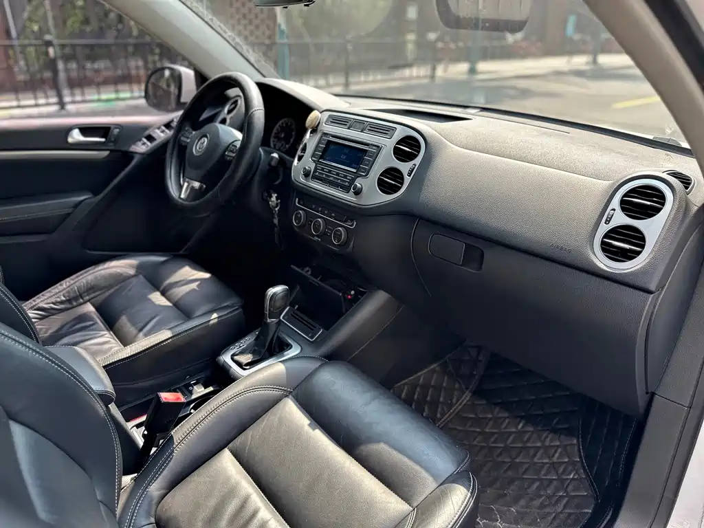 Volkswagen Tiguan — миниатюра 15