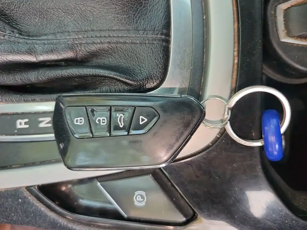 Ford Edge — миниатюра 9