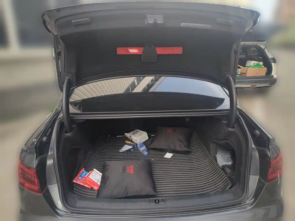 Audi A4L — миниатюра 10