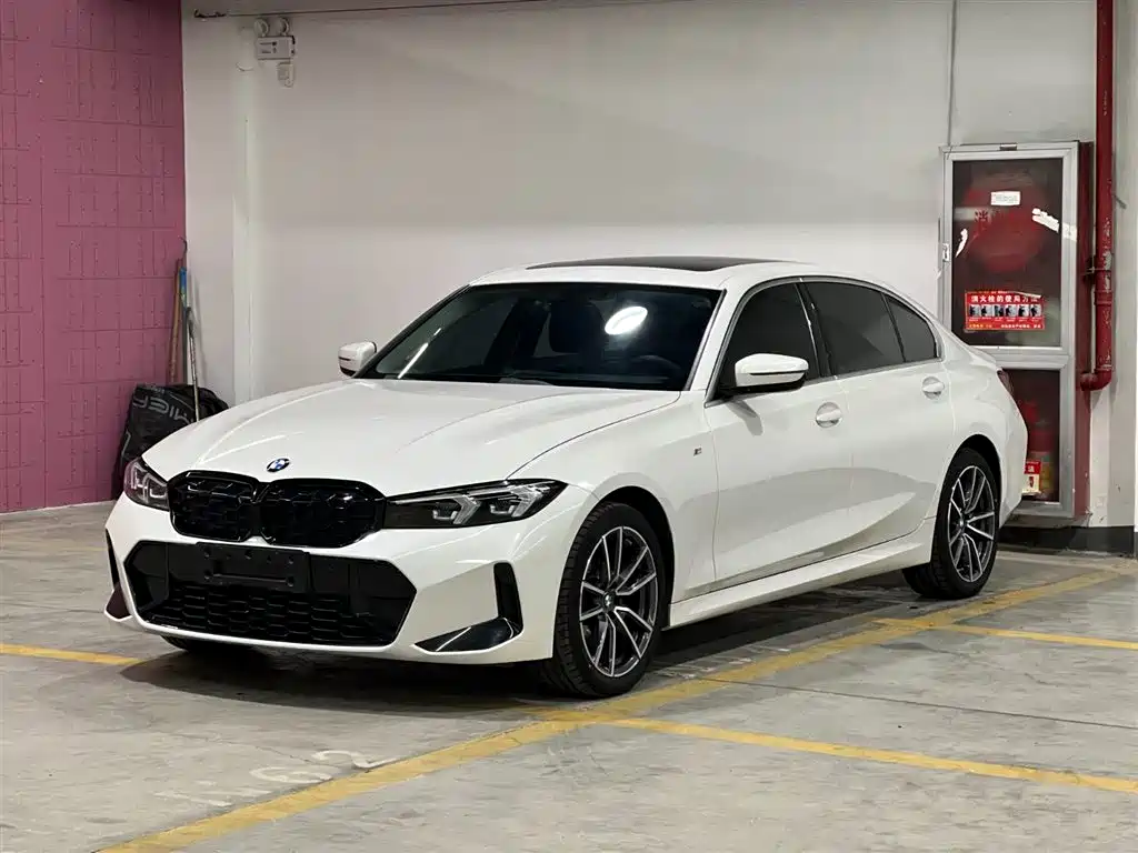 BMW 3 Series 2023