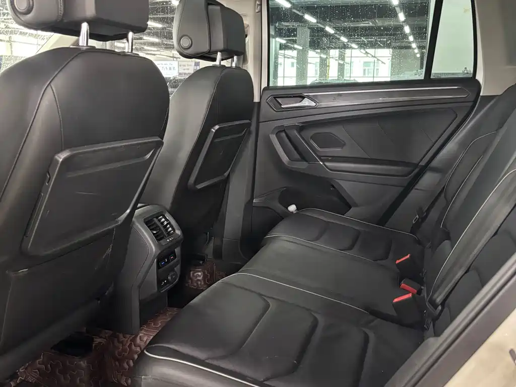 Volkswagen Tiguan — миниатюра 6